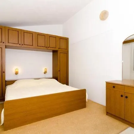 Apartman Kuzma- Two-bedroom With Balcony And Sea View *