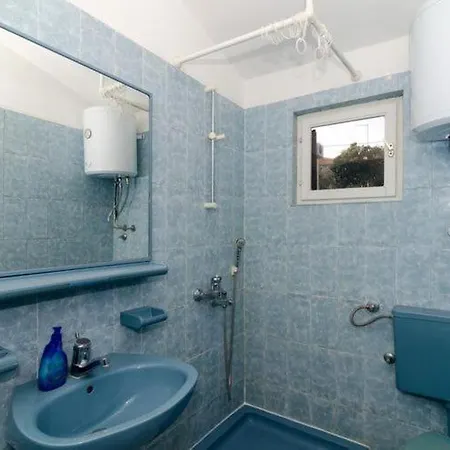Kuzma- Two-bedroom With Balcony And Sea View * Smokvica