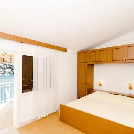 Apartman Kuzma- Two-bedroom With Balcony And Sea View