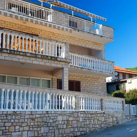 Apartman Kuzma- Two-bedroom With Balcony And Sea View *
