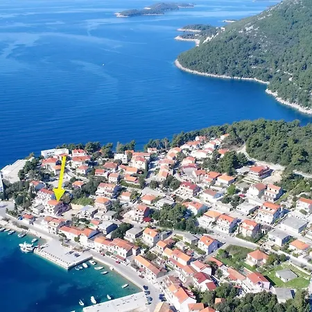 Kuzma- Two-bedroom With Balcony And Sea View * Smokvica